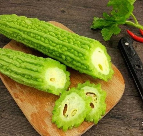 李易峰疑似被爆料私生活混乱，引发网友热议