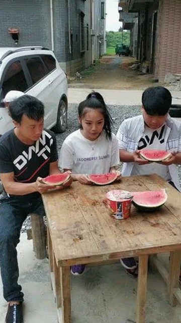 国产第六色：娱乐圈新兴“黑色”潮流引关注